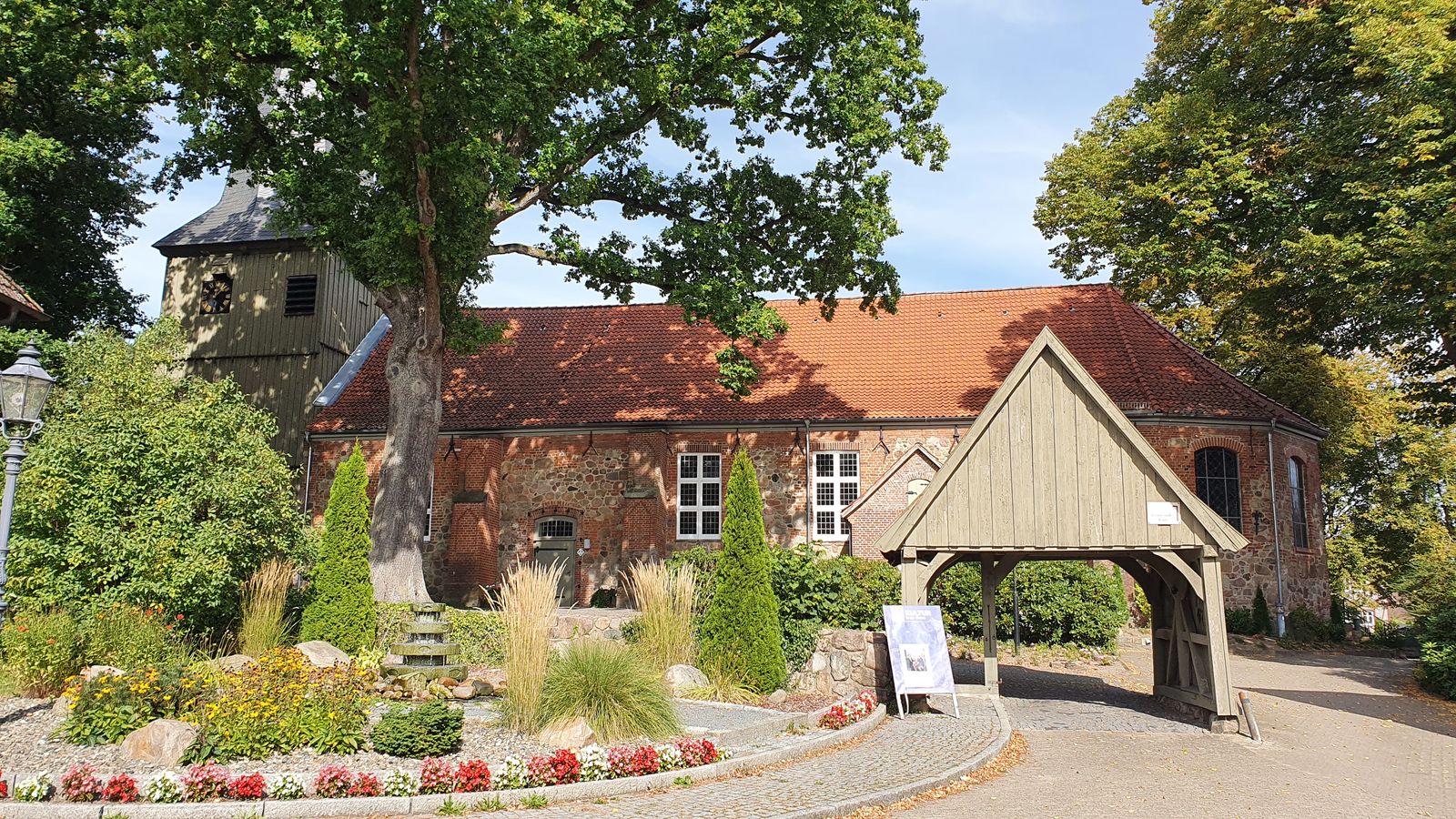 2026 06 25St. Andreas Kirche in Hollenstedt